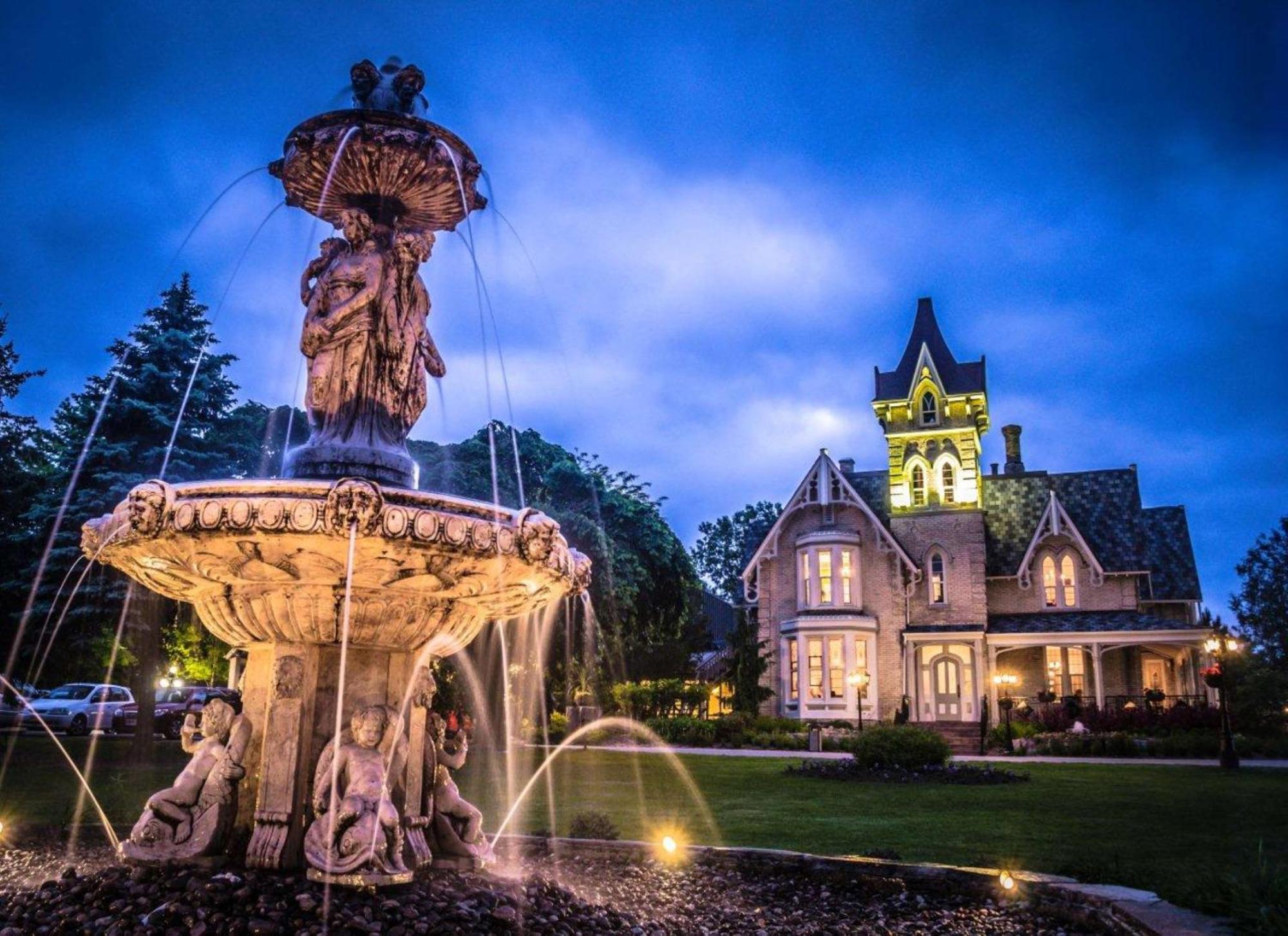 Elm Hurst & Hotel